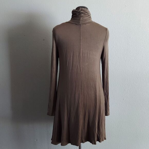 Lulu’s Turtle Neck Long Sleeve Swing Dress Medium - Picture 3 of 5